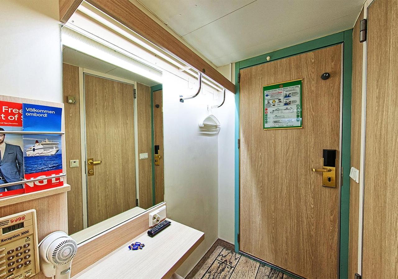 Viking Line Ferry Viking Cinderella - One-Way Journey From Helsinki To Stockholm Hotel Room photo